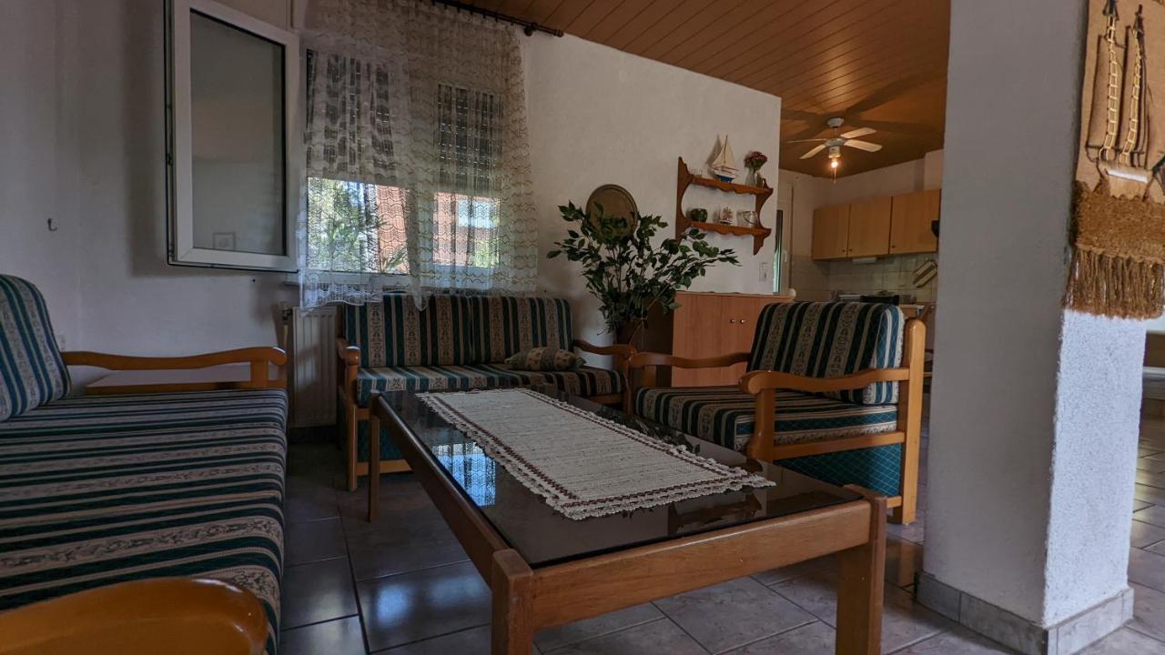 Moustaki Lägenhet Keramoti  Exteriör bild